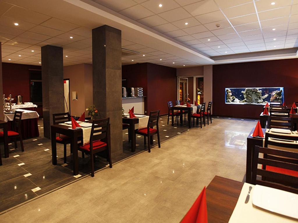Hotel Otolinski Плоцк Экстерьер фото